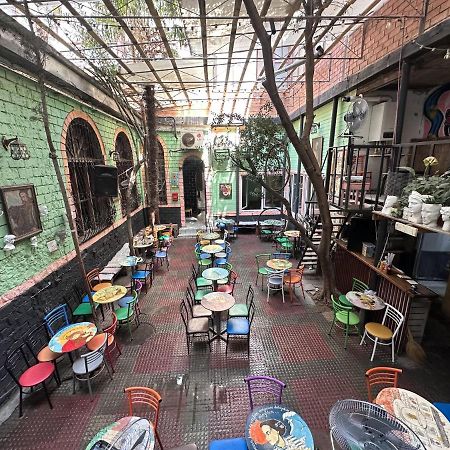 Flora Music & Art Hostel باكو المظهر الخارجي الصورة