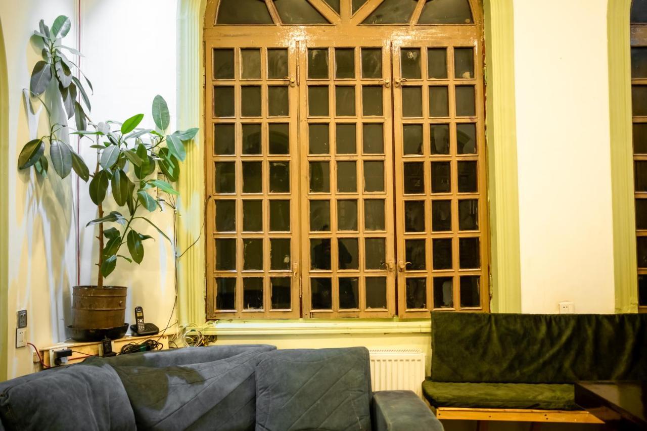 Flora Music & Art Hostel باكو المظهر الخارجي الصورة