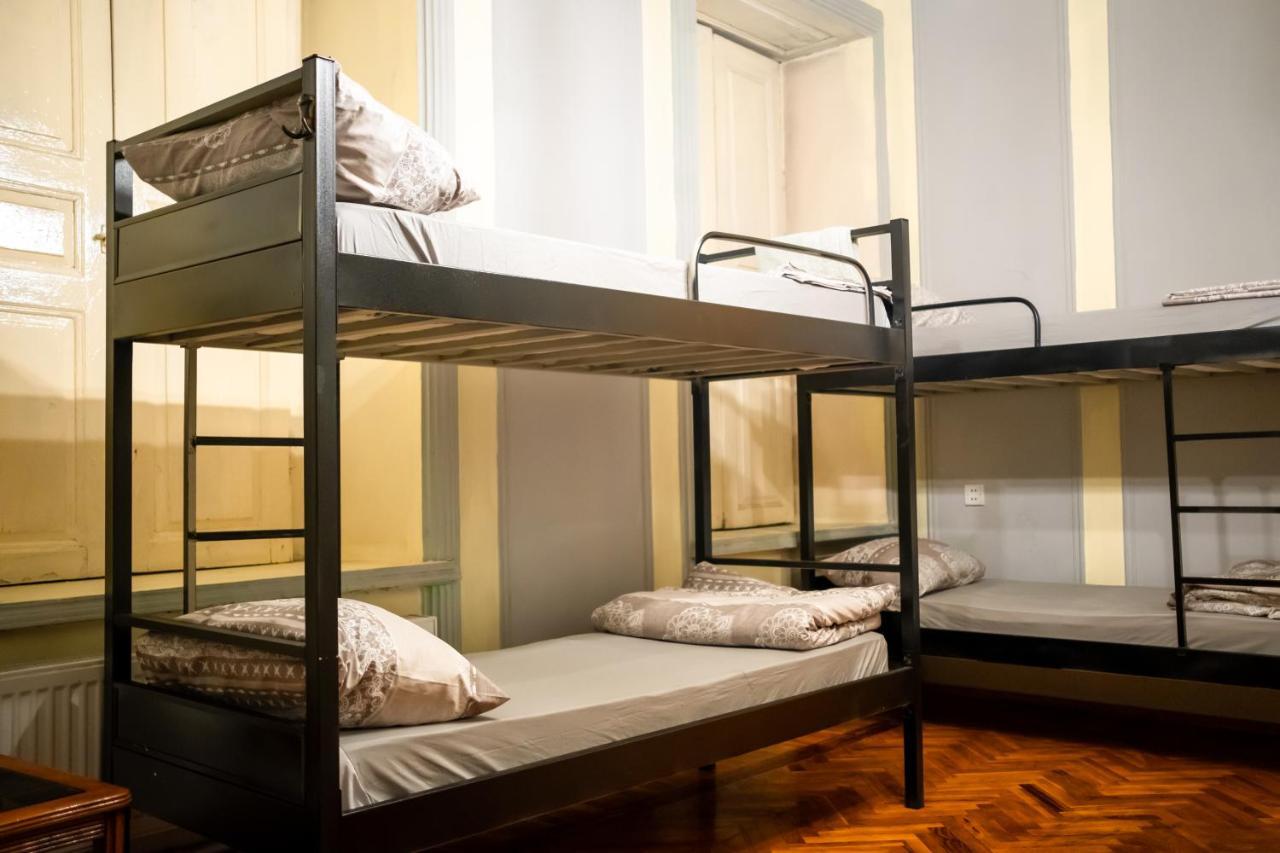 Flora Music & Art Hostel باكو المظهر الخارجي الصورة